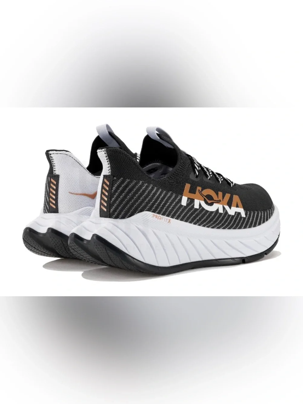 New HOKA Carbon X 3 running shoes black and white sz 6 women’s